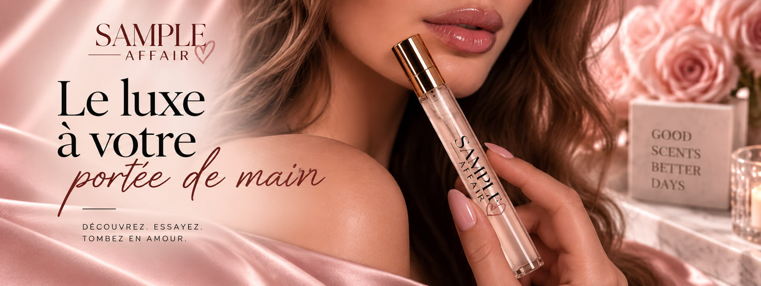 Décant Sample Affair de 10 ml tenu à la main